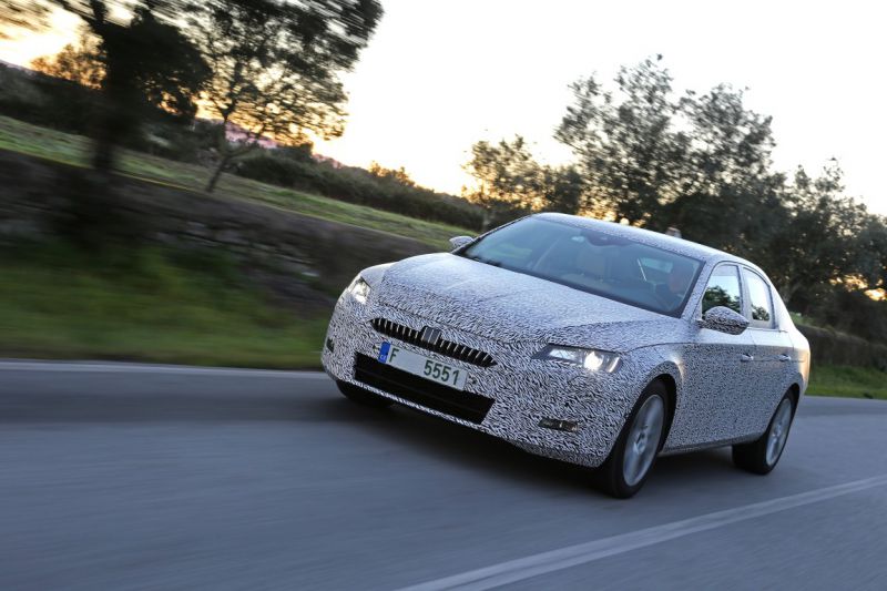 141211_the_new_skoda_superb__001_medium